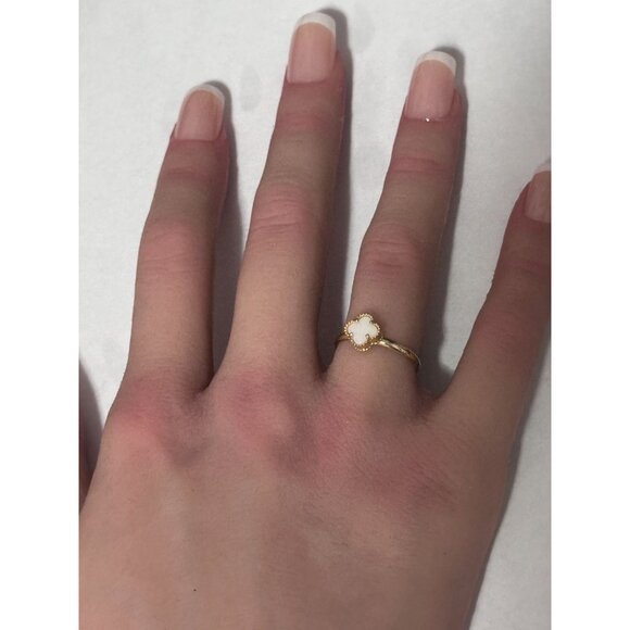 18K Gold Ring Flower White Mother of Pearl Size 5 - Picture 7 of 8